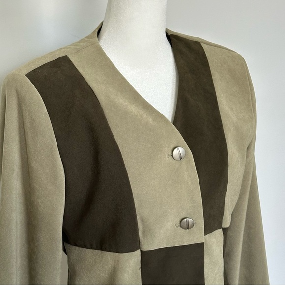 DK Summers Two-Tone Green Checkered Cropped Blazer Size 6 - Picture 5 of 5